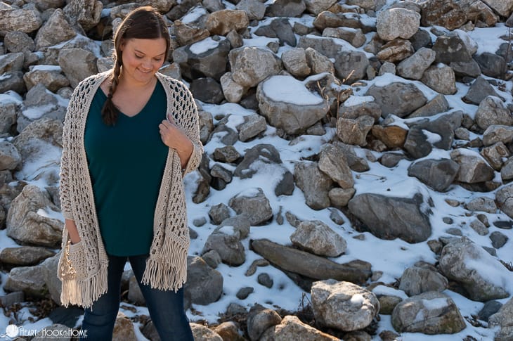 Wanderlust Shawl with Pockets crochet pattern