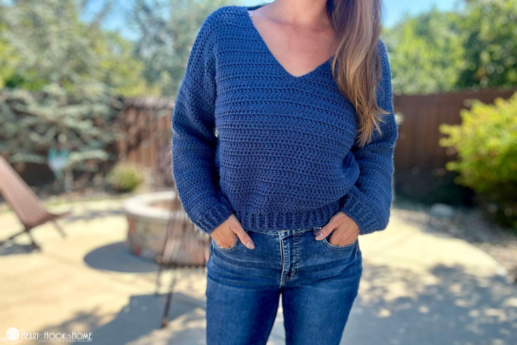 blue v neck crochet sweater